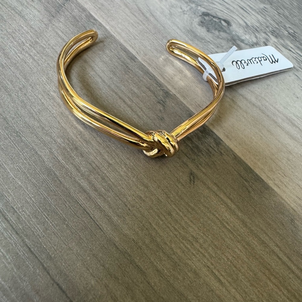Madewell knotted cuff